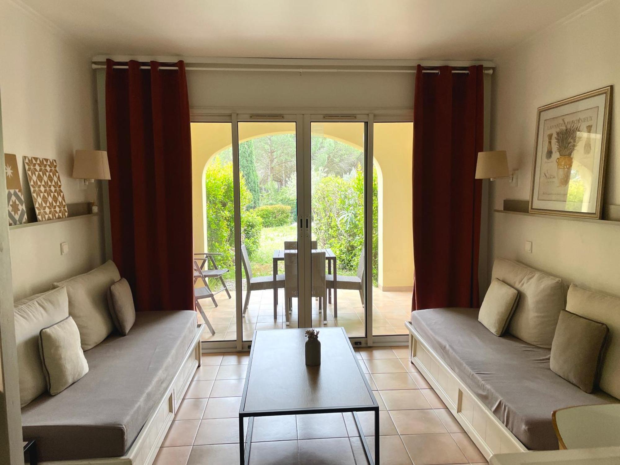 Studio 4 Personnes Golf International Pont Royal Mallemort Exterior foto